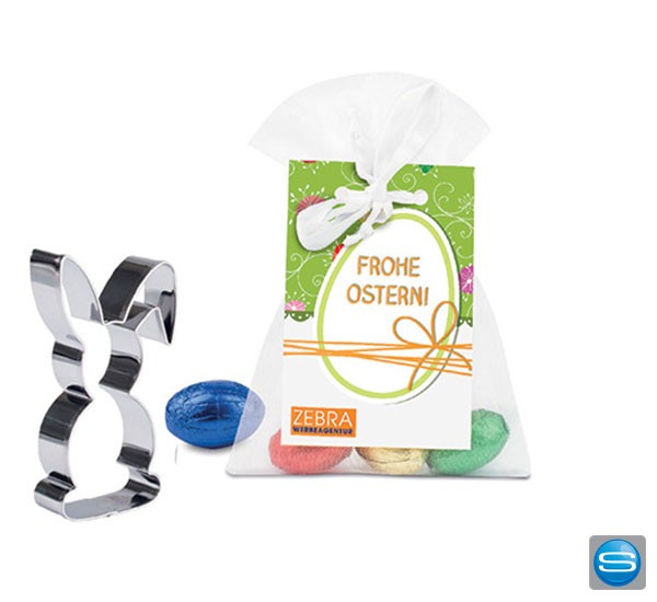 Backförmchen im Organzabeutel als günstiges Ostergeschenk