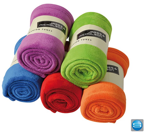 Fleecedecke mit Ihrem Logo bestickt