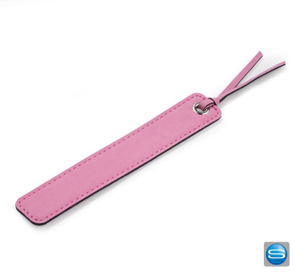 Lesezeichen aus Ökoleder mit Logo prägen