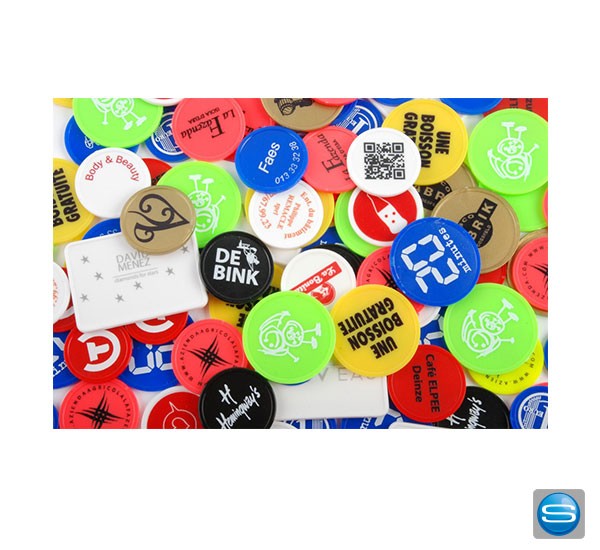 Individuelle Chips für jedes Event mit zweiseitigem Logodruck