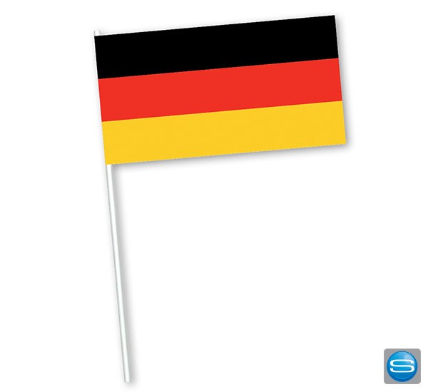 Papierfähnchen als Länderflaggen