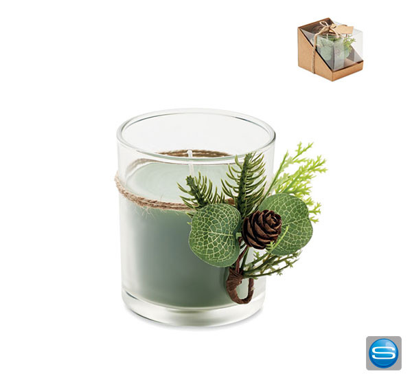 Kerze mit Tannendeko als Werbperesent