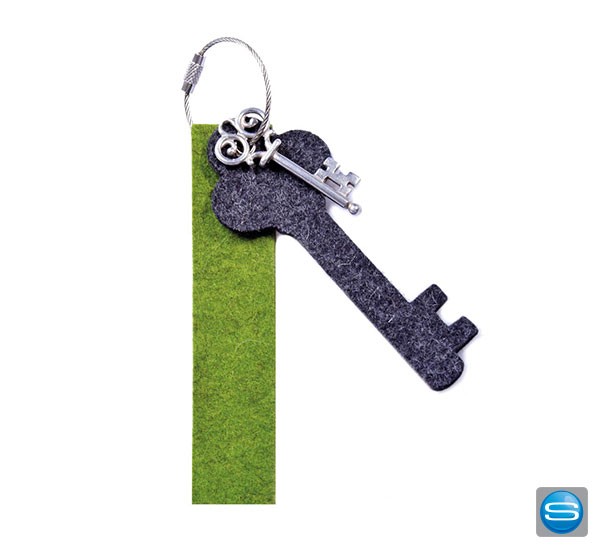 Individueller Filzanhänger mit Schlüssel-Charme